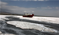 دریاچه ارومیه با کمبود 20 میلیارد متر مکعب آب مواجه است
