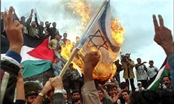 "فیلم" به آتش کشیدن پرچم آمریکا و رژیم صهیونیستی در اردن