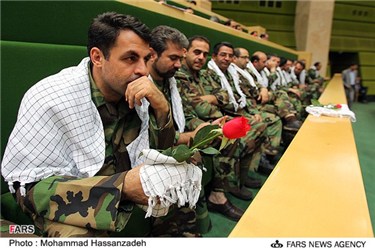 تقدیر از برخی فرماندهان سپاه و ارتش و ایثارگران 8 سال دفاع مقدس در مجلس شورای اسلامی