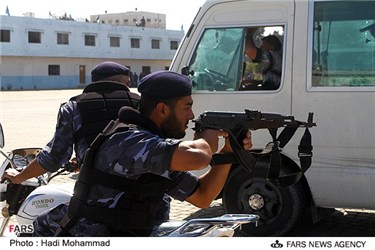رزمایش نیروهای امنیتی و پلیس حماس در غزه