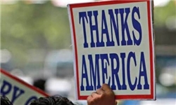 "الله اکبر" چگونه به "تشکر از آمریکا" تبدیل می‌شود + تصاویر