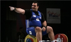 قهرمان وزنه‌برداری جهان در مازندران تجلیل شد