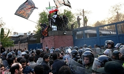 تسخیر سفارت انگلیس گوشه‌ای از خشم دانشجویان ایرانی است 