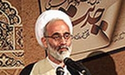 افسران ارتش ذره‌ای از آرمان‌های والای انقلاب عقب‌نشینی نمی‌کنند