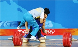 قهرمان وزنه‌برداری جهان بهترین ورزشکار سال قزاقستان شد/حقوق 15 هزار دلاری تا المپیک