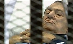 مبارک همچنان در زندان طره بسرمی‌برد