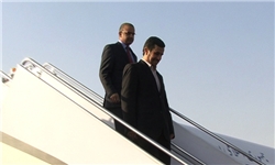 احمدی‌نژاد وارد دزفول شد