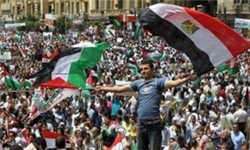 مصری‌ها تظاهرات میلیونی"حمایت از انقلاب" برگزار می‌کنند