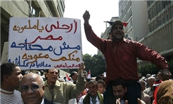 یک افسر مصری دیگر به اتهام شرکت در تظاهرات‌ مردمی به 6 سال زندان محکوم شد
