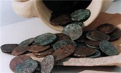 کشف و ضبط 1108 سکه تاریخی و 2 کوزه سفالی در چناران