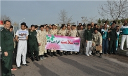 برگزاری همایش پیاده‌روی نیروهای مسلح شهرستان البرز