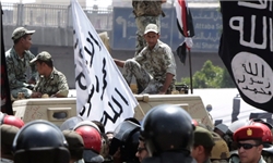 تحصن انقلابیون مصر در برابر ساختمان وازرت دفاع ادامه دارد + تصاویر