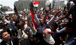 ادامه اعتراضات مردم مصر علیه شفیق و دادگاه مبارک+ فیلم و عکس