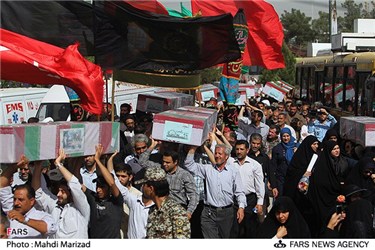 تشییع شهدای گمنام دفاع مقدس در تهران