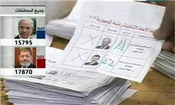 پایان شمارش آرای انتخابات مصر/مرسی بر شفیق به پیروزی رسید