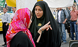 تلاش‌های پلیس برای اجرای عفاف و حجاب قابل تحسین است