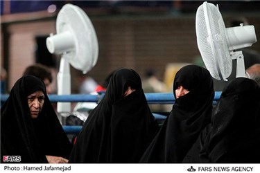 بزرگداشت شهدای هفتم تیر در محل انفجار دفتر حزب جمهوری اسلامی