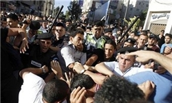 تشکیلات خودگردان تظاهرات مسالمت‌آمیز فلسطینیان را سرکوب کرد
