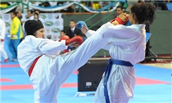 حضور 2 بانوی ورزشکار لامردی در لیگ کاراته
