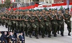 رژه نیروهای مسلح در اندیمشک برگزار شد
