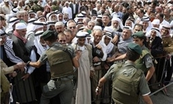 100 هزار فلسطینی نخستین نمازجمعه ماه رمضان را در مسجدالاقصی به جا آوردند