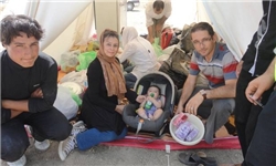 کوچک‌ترین امدادگر ایرانی به یاری زلزله‌زدگان ورزقانی شتافت
