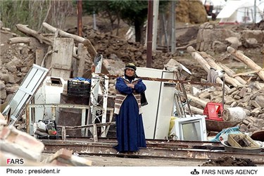 بازدید سر زده  رئیس جمهوراز روستای زلزله زده زنگ آباد ورزقان
