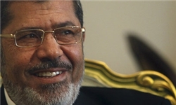 مرسی به دنبال برقراری رابطه با ایران و چین و فاصله گرفتن از غرب است