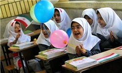 جشن شکوفه‌ها با حضور 1377 کلاس اولی در تکاب