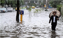 شهروندان آب‌گرفتگی معابر را موقع بارندگی اطلاع دهند