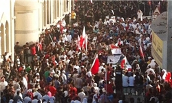 تحصن بحرینی ها مقابل سفارت عربستان در لندن