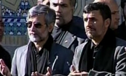حضور احمدی‌نژاد در جمع عزاداران حسینی حرم حضرت عبدالعظیم (ع)