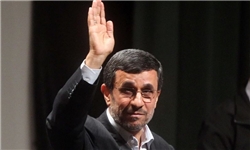 احمدی‌نژاد از مسکن مهر گلبهار بازدید کرد