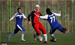 تیم فوتبال بانوان ارومیه از پالایش گاز ایلام شکست خورد