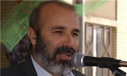 استاندار و امام جمعه یزد با خانواده‌های شهدا در بافق دیدار کردند