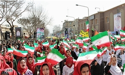 راهپیمایی 22 بهمن در سرپل‌ذهاب برگزار شد