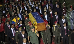 هوگو چاوز در مقابل جهان سلطه با تمام قدرت ایستاده بود