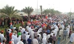 موج جدید تظاهرات بحرین را فرامی‌گیرد/ خبرنگاران هدف جدید ر‍ژیم آل‌خلیفه