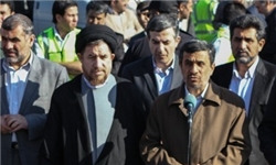 ملت ایران با حرکتی حماسی توطئه‌های دشمن را در تاریخ دفن می‌کنند