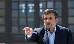 احمدی‌نژاد: با وجود بداخلاقی‌های همه‌‌جانبه‌ حرکت‌ ایران به سوی ‌پیشرفت پرشتاب است