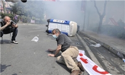 پلیس ترکیه صد‌ها شهروند را زخمی و 75 نفر را دستگیر کرد