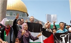 تجمع فلسطینیان در قدس و مسجدالاقصی/ آزادی یک اسیر پس از ۲۰ سال اسارت