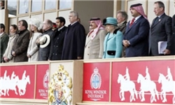 انتقاد فعال بحرینی از سرکوبگری آل‎خلیفه در حضور ملکه انگلیس