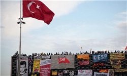 سیاستمدار اروپایی برگزاری تظاهرات را حق دموکراتیک مردم ترکیه دانست