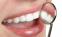 جرم دندان سبب عفونت لثه می‌شود