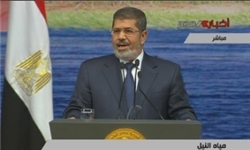 مرسی: یک قطره از آب نیل کم شود، خون‌های ما جایگزین آن خواهد شد