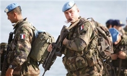 فرانسه: هدف ما از حمله یافتن راه حل خروج از بحران سوریه است