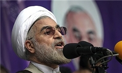 اصلاح‌طلبان در ابتدا از روحانی حمایت نکردند / دولت اعتدال اتوبوسی نمی‌آید
