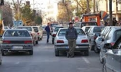 خیابان طالقانی همچنان پشت ترافیک/ پارک دوبله اثری ترجمه نشده در شلوغی شهر