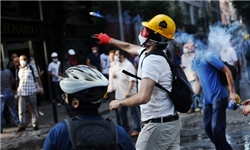 سی‌ان‌ان: قوطی‌های اسپری فلفل پلیس ترکیه رو به اتمام است